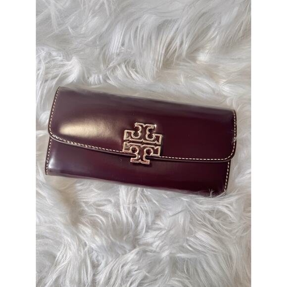 NEW $320 Tory Burch Britten Flap Envelope Wallet Tempranillo Brown Shiny Leather - Picture 1 of 8